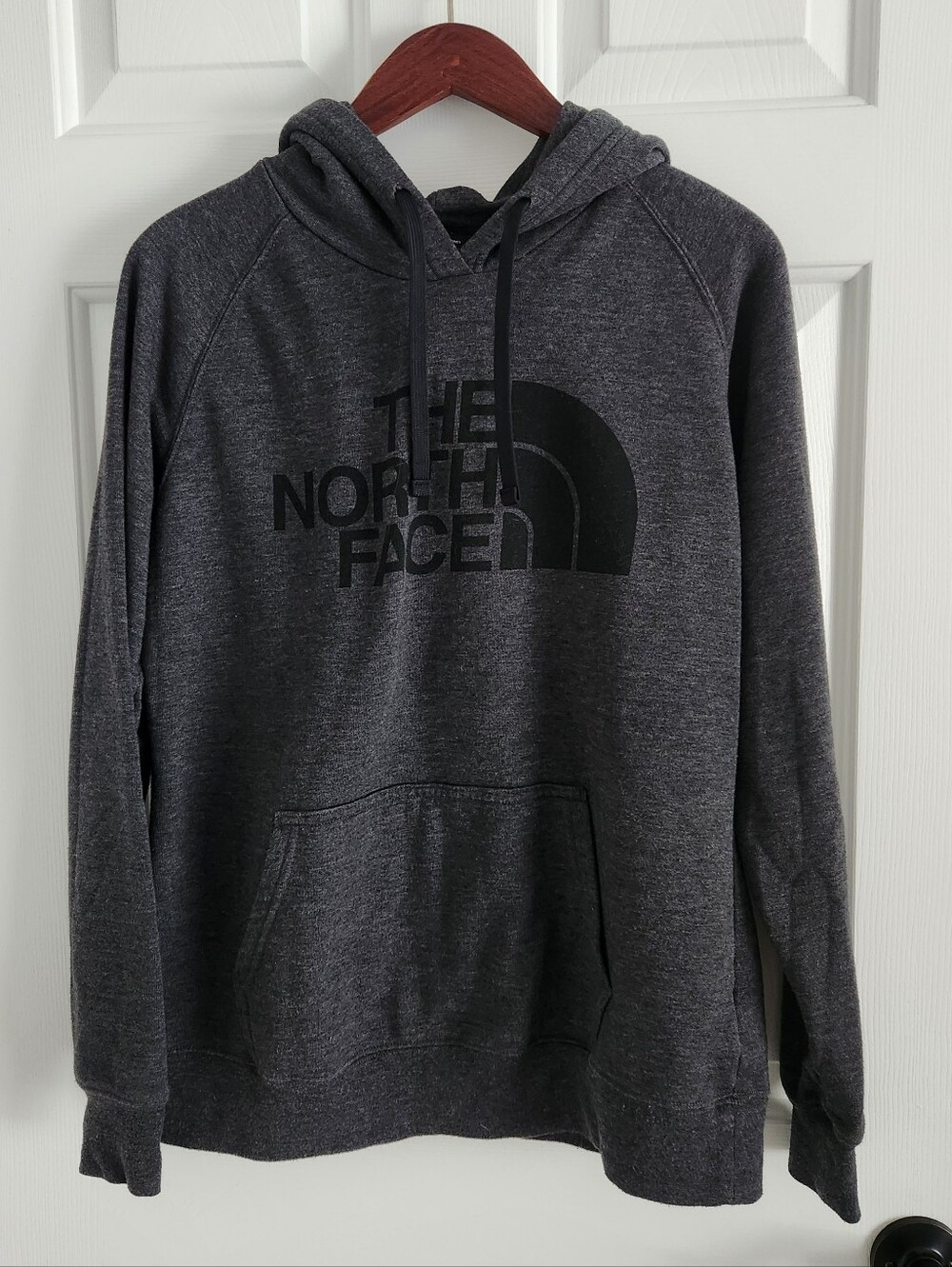 The North Face Women's Gray Sweatshirt Hoodie Size Medium
